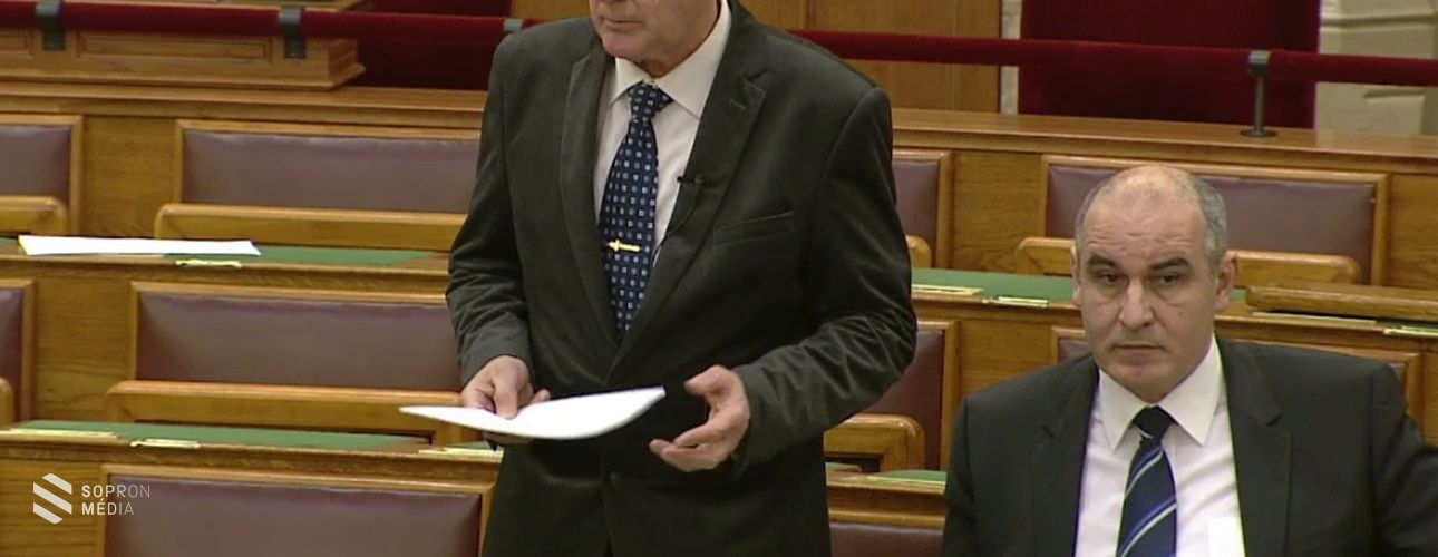 A határőrizeti területen lefolytatott eljárás szigorításáról tárgyal a Parlament