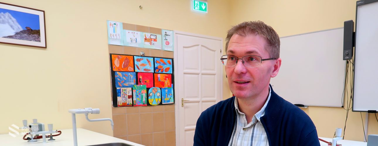 Díjakat halmoz egymásra kutatásával a soproni tanár