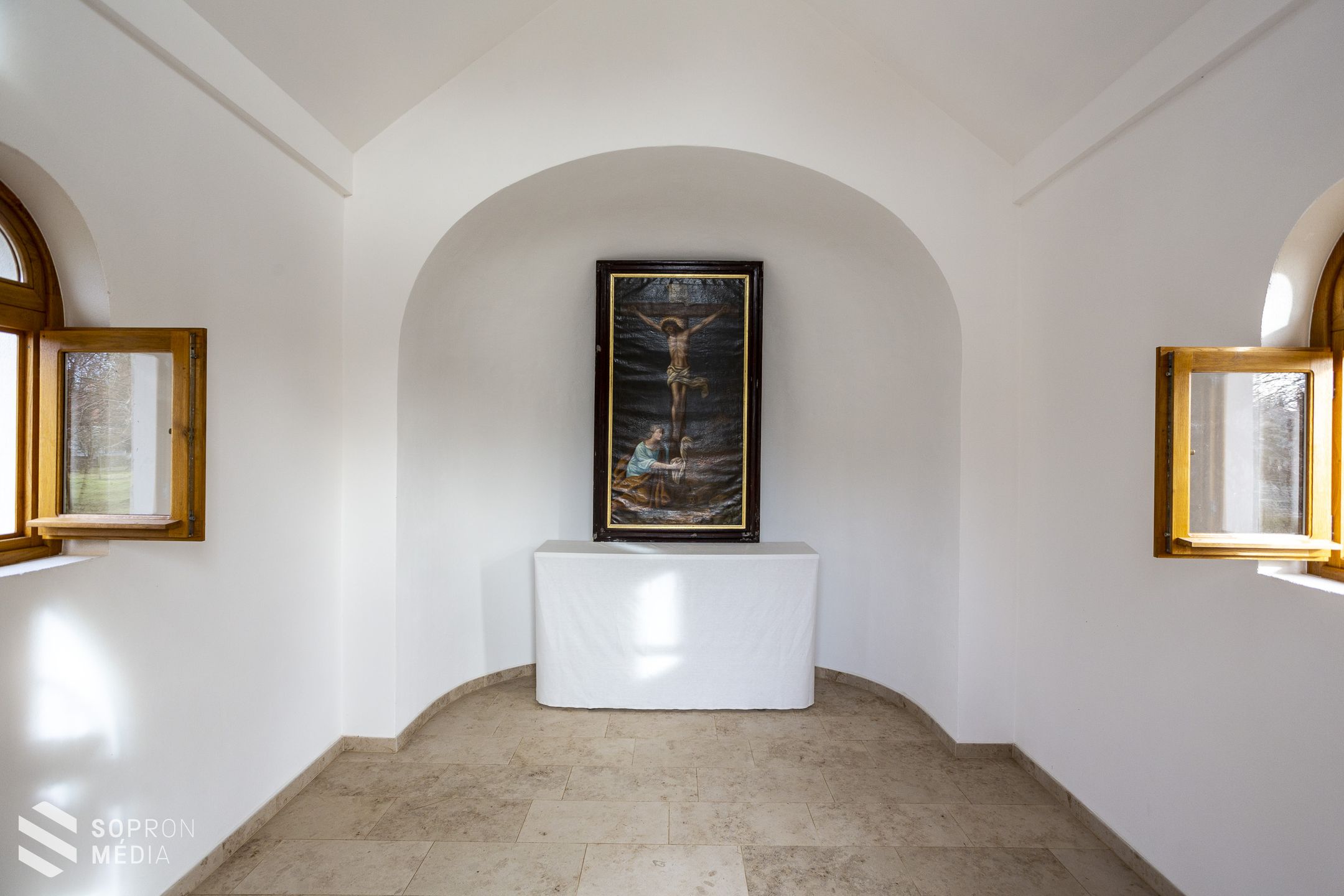 Átadták a nagycenki Remetekápolnát 