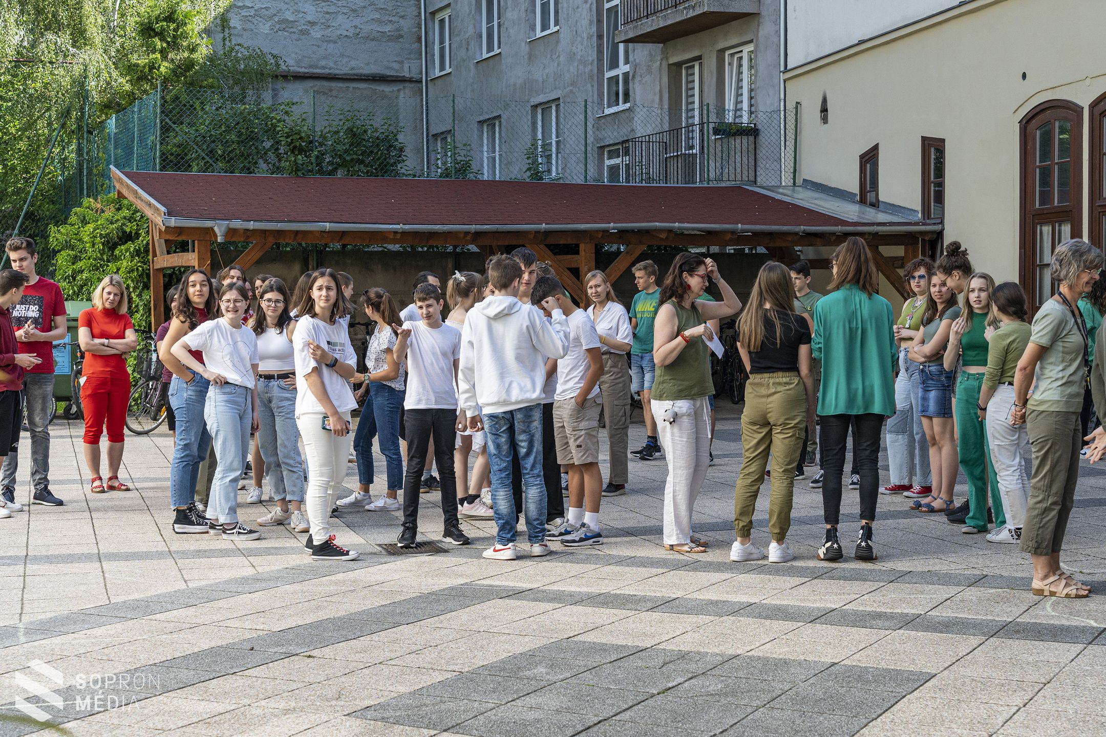 Flashmob a Széchenyiben a nemzeti összetartozás napja alkalmából!