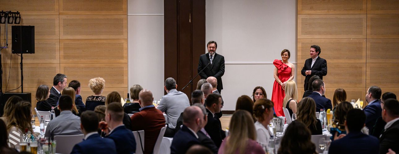 A Szent Orsolya-iskola hagyományos szülői bálját tartották meg szombaton