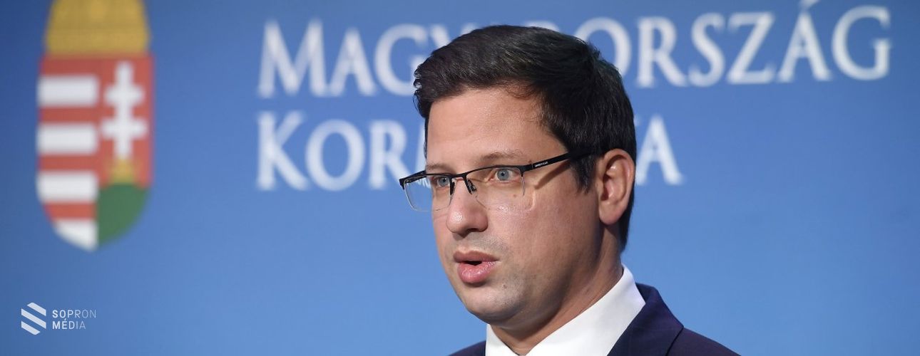 Gulyás Gergely - Védettséget igazoló okiratot fog bevezetni a kormány