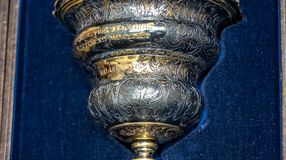 Megtalálták a Hűségserleget