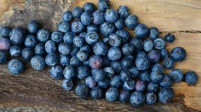 Áfonyaszezon – hazánkban is népszerű a zamatos, kék gyümölcs