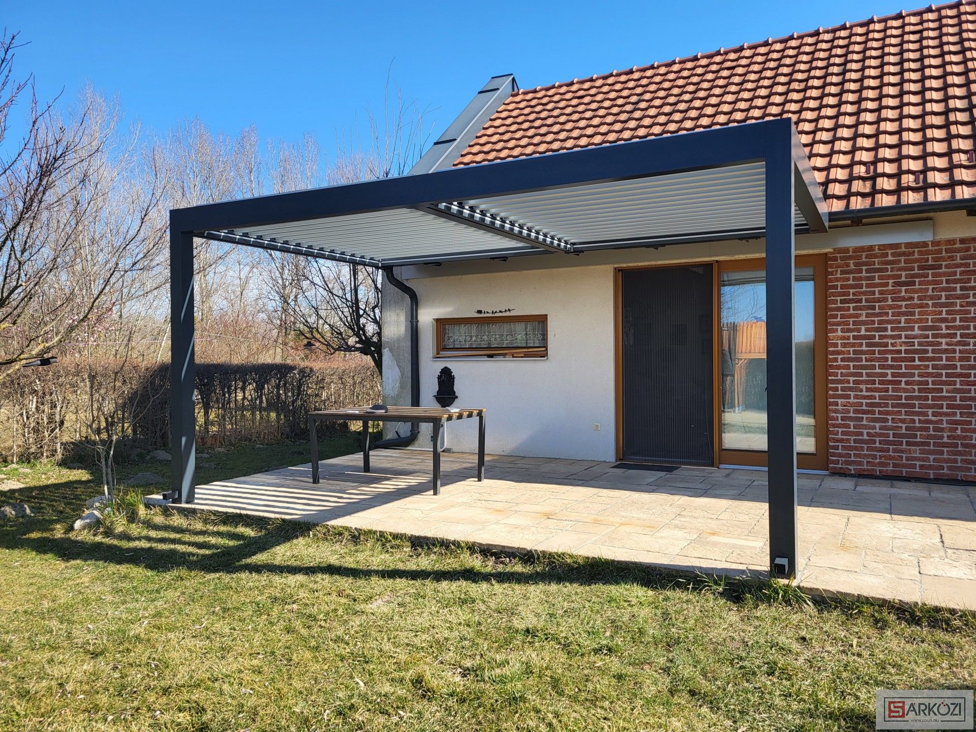 Bioklimatische Pergola 95