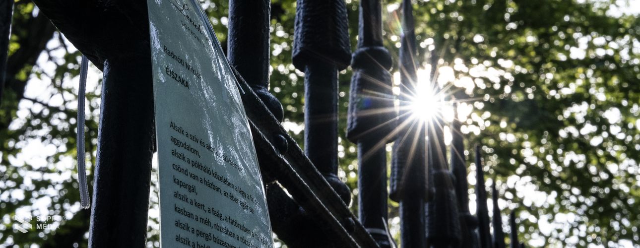 A magyar költészet napja