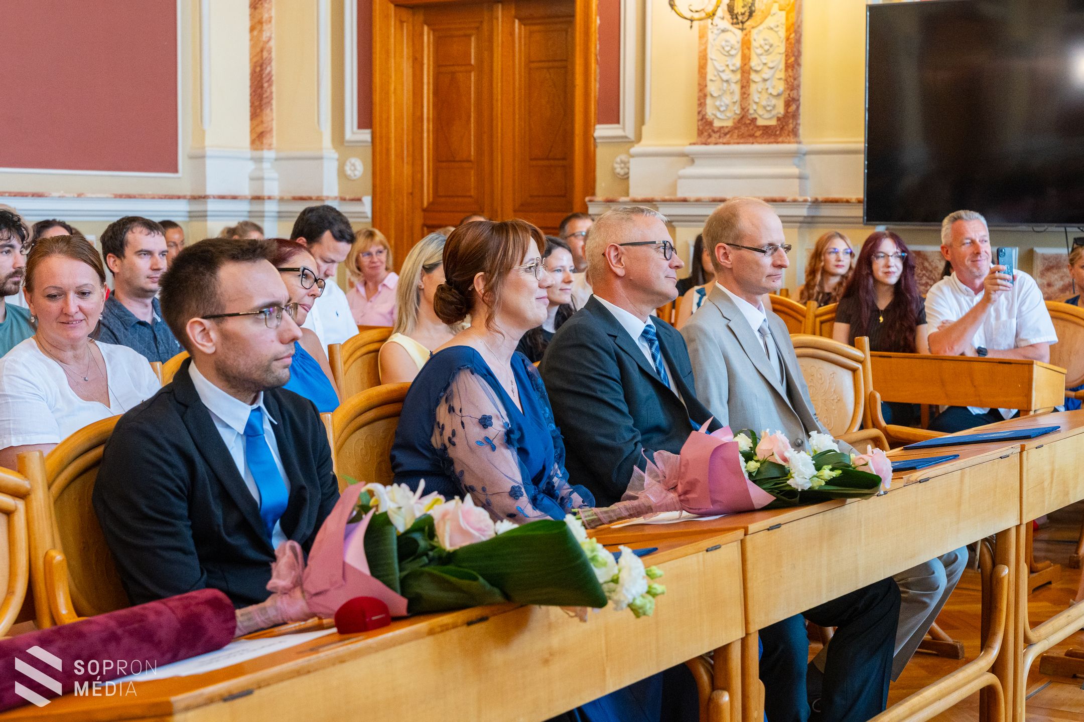 Köztisztviselők napja - kitüntetéseket adtak át a Polgármesteri Hivatalban