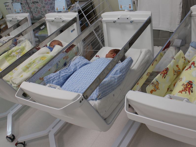 Online köszöntötte az édesanyákat a Soproni Gyógyközpont