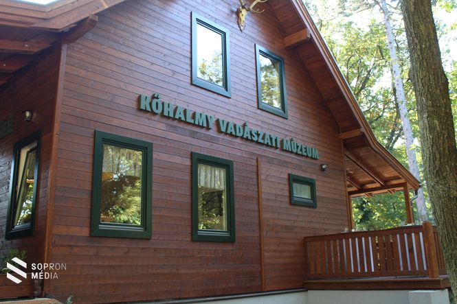 Vadászati Múzeum a Károly kilátó szomszédságában