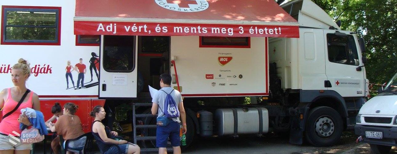 Önkénteseket toboroz a Magyar Vöröskereszt