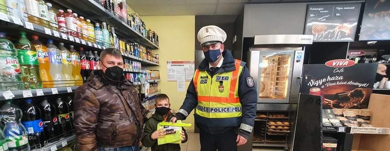 Látni és látszani 