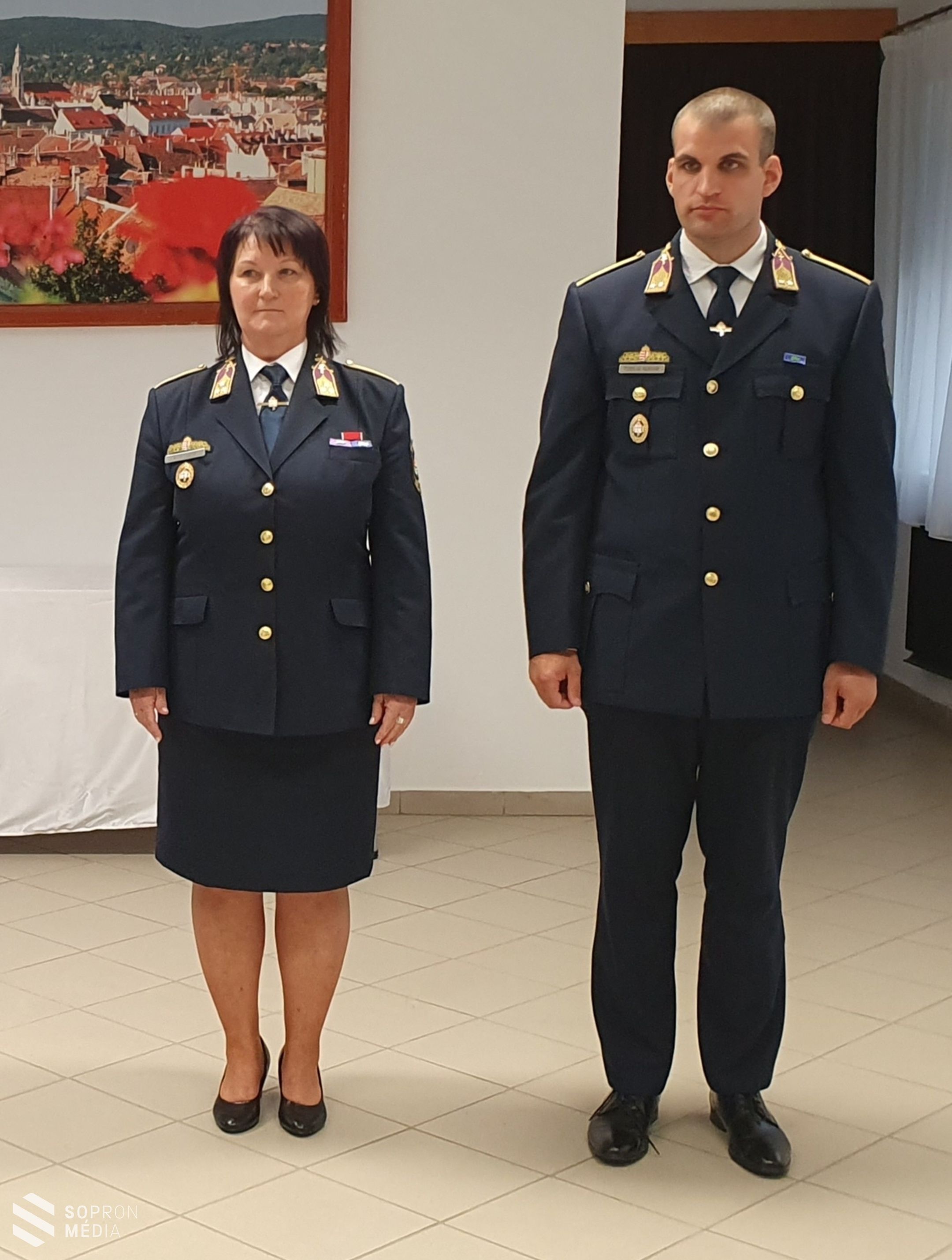 Az intézetparancsnok és az ügyvezető is elismerte az állomány munkáját Sopronkőhidán