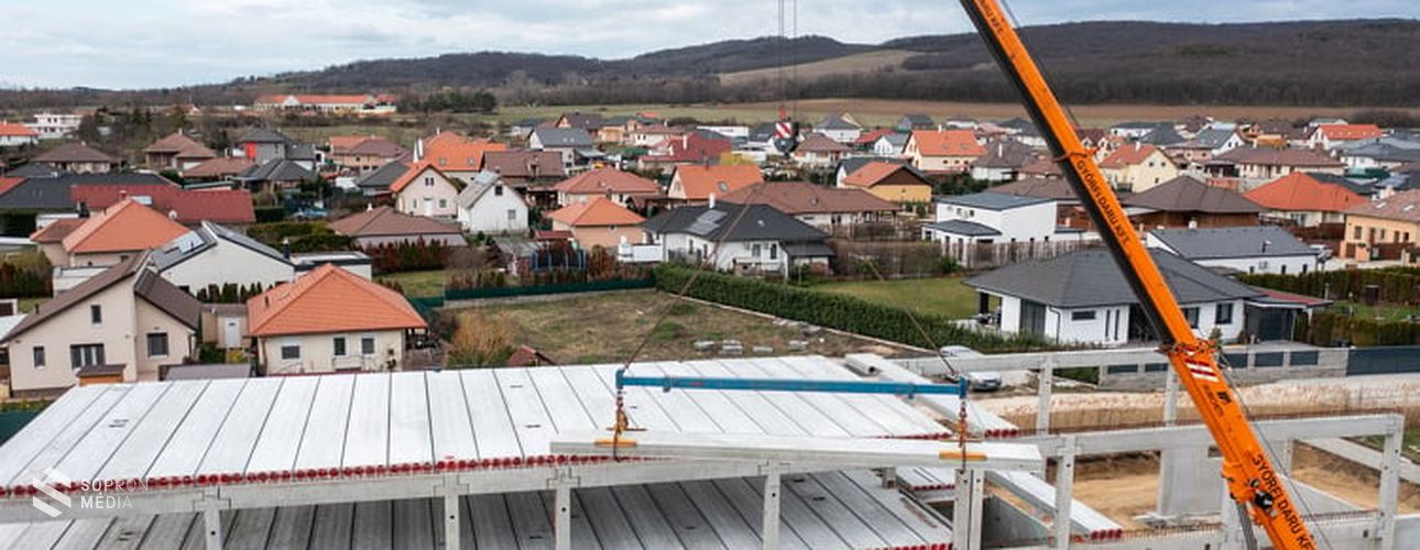 Kétszintes áruház épül Sopron agglomerációjában a Leier termékeivel