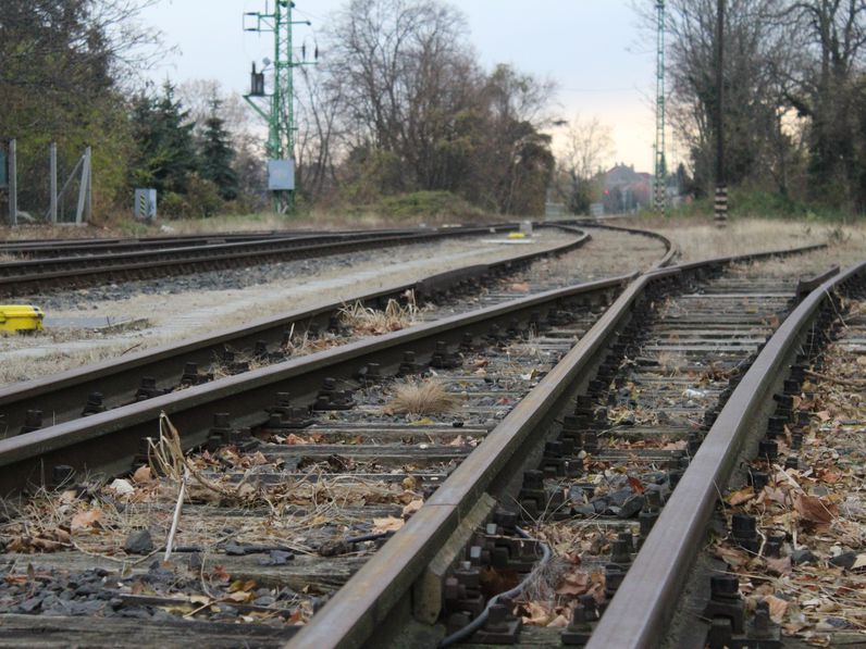 Vágányzár! Pályakarbantartási munkák a  Sopron - Győr vasútvonalon