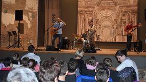 Esterházy-kastély: Fergeteges hangulat a Kiskalásszal