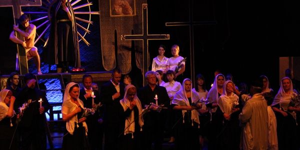 Parasztbecsület / Bajazzók - Kassai Állami Opera