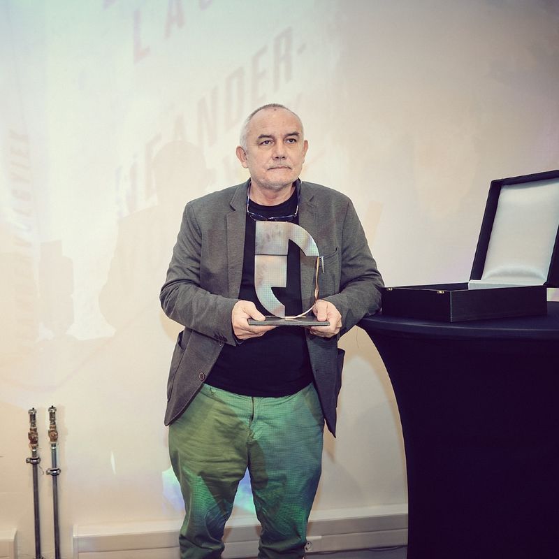 NÉPSZAVA- Megvan az Esterházy Irodalmi Díj nyertese