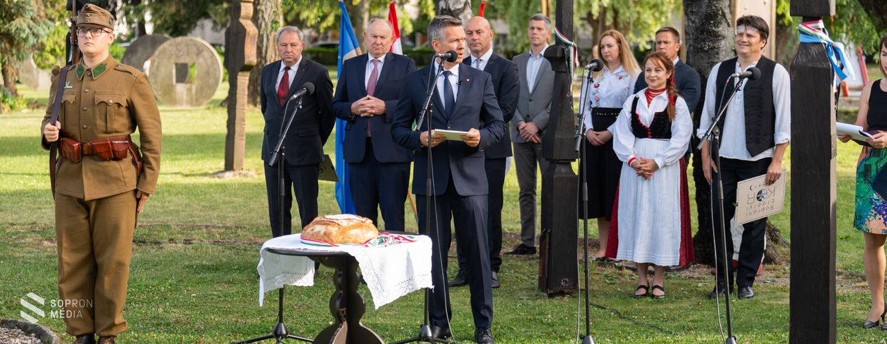 A Barátság parkban tartották a nemzeti összetartozás napja záróeseményét