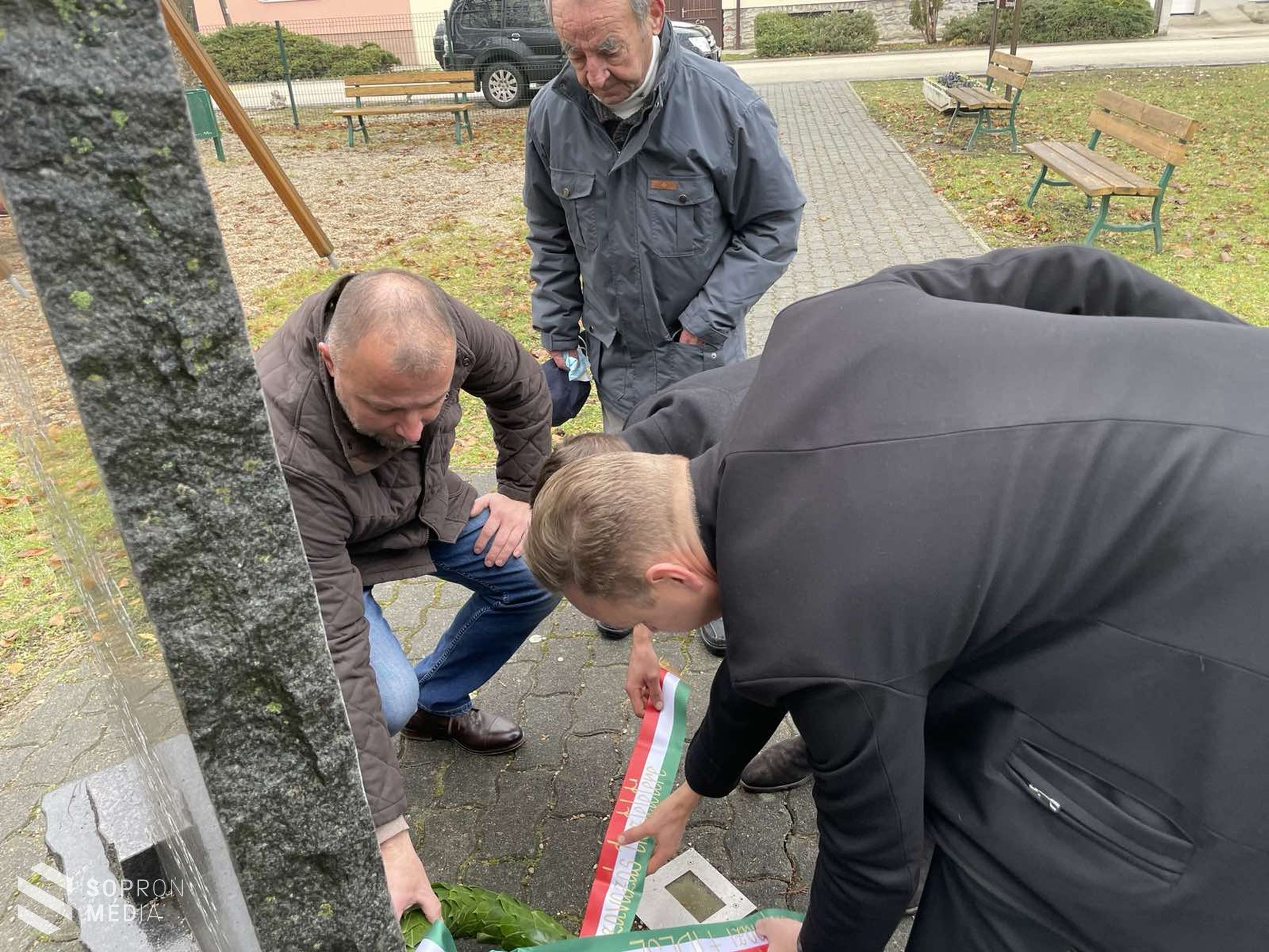 Hűség napi koszorúzás Kópházán 