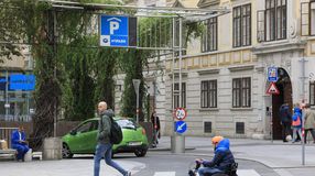 NAV: hasznos tanácsok a külföldön dolgozóknak