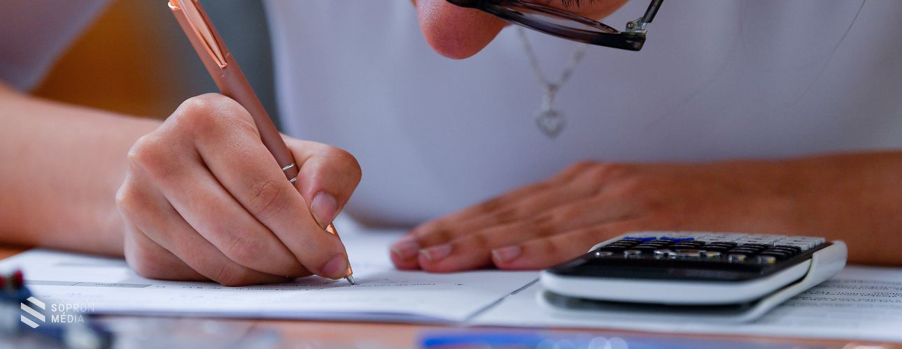 Ilyen feladatokat kaptak a diákok a matematika írásbeli érettségi vizsgán