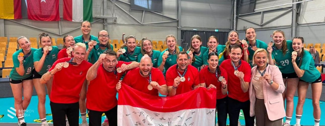 Eb-bronzérmes lett a női U18-as röplabda-válogatott, soproni tehetséggel a soraiban