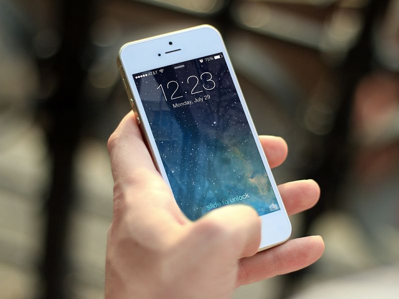 Negyvenöt ember bankkártyaadatait csalta ki egy büntetés-végrehajtási intézetben lévő férfi