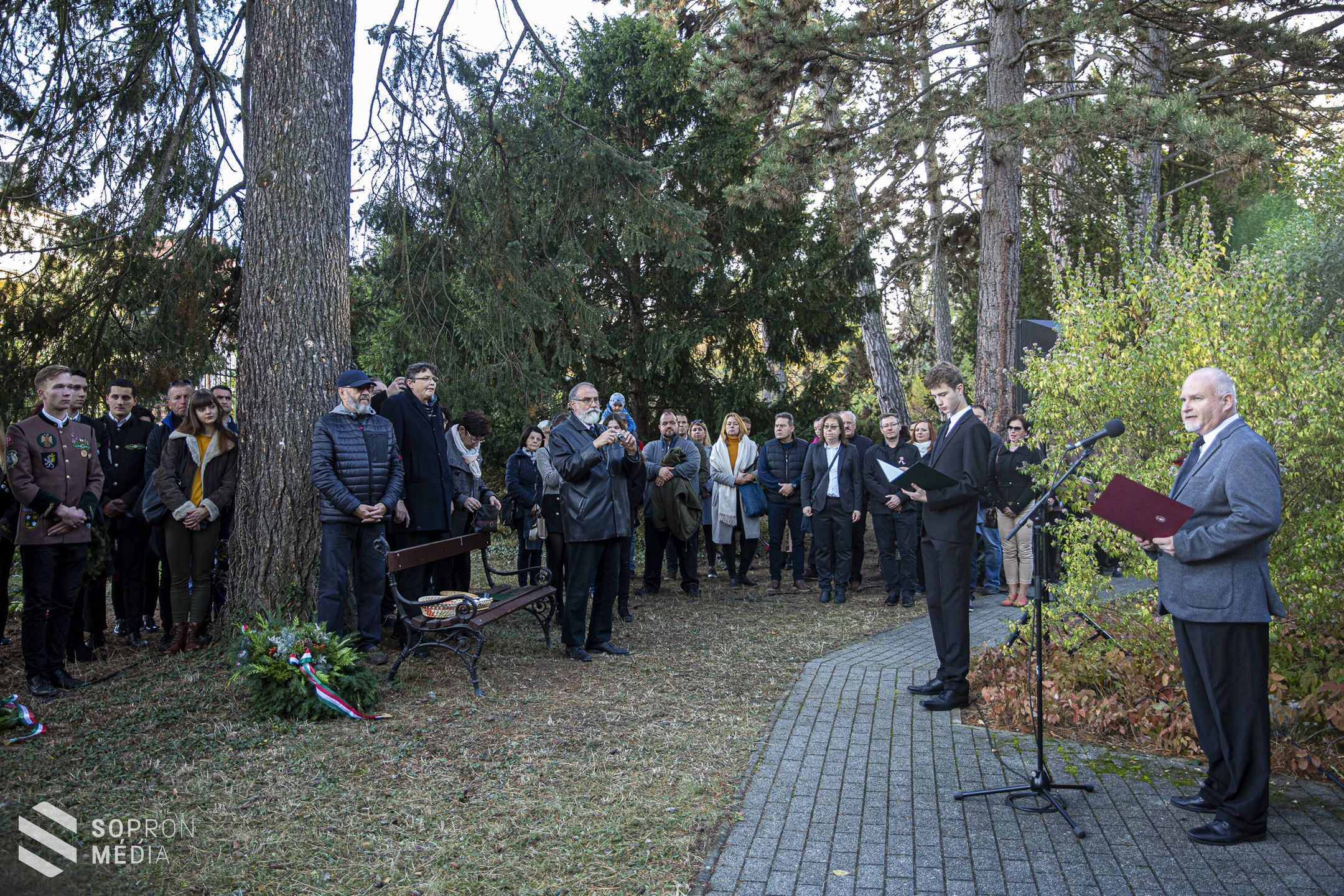 A vér nélküli soproni forradalomra emlékeztek