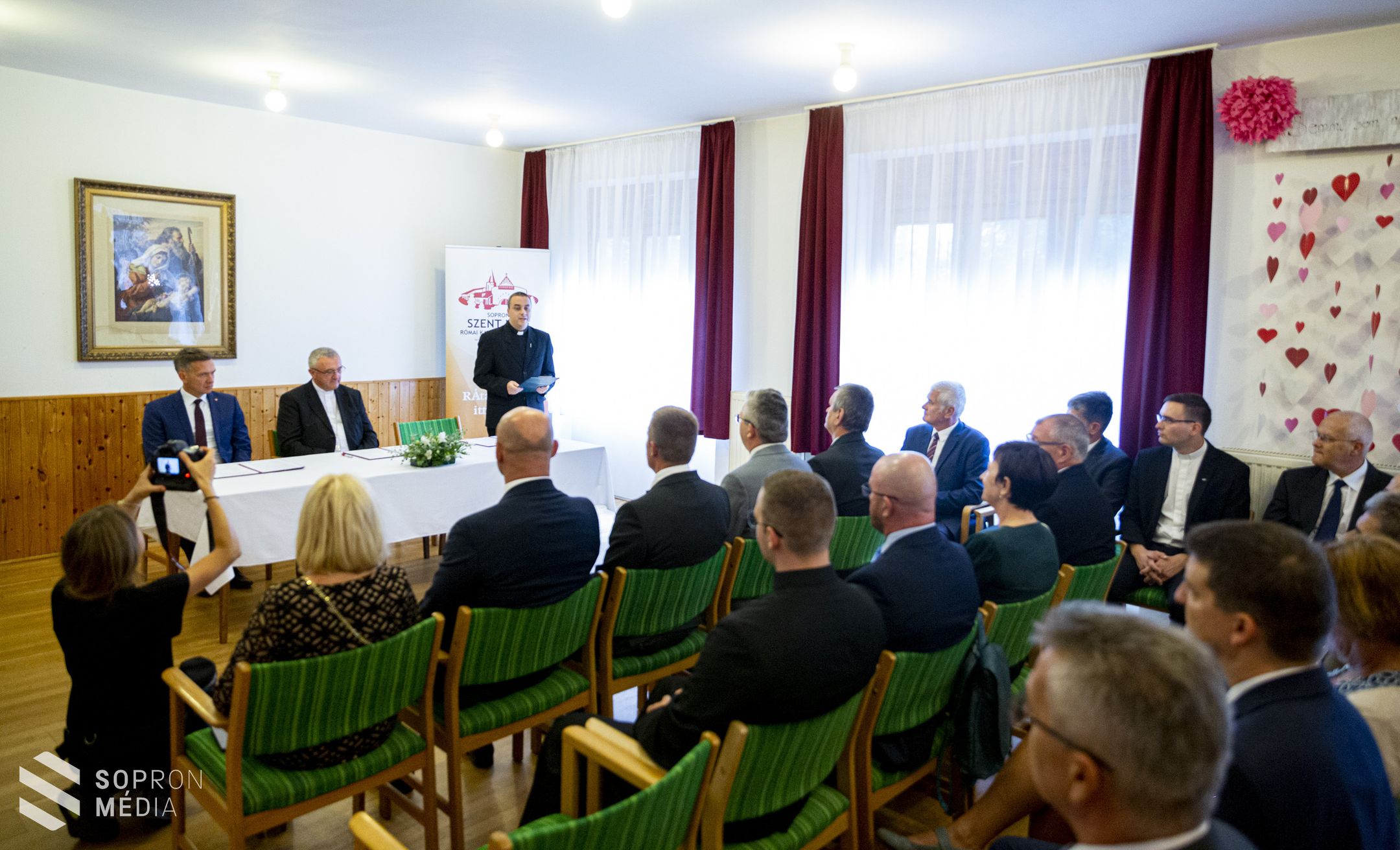 „Rátaláltam, itt a helyem!” - 25 éves a Szent Imre-templom