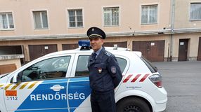 A segítségnyújtás a legfontosabb az önkéntes tűzoltóként is dolgozó rendőrnek