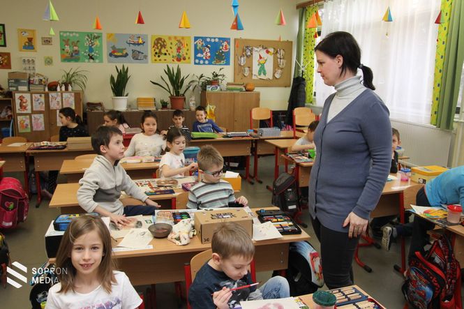 A Lackner-iskola 1. A osztálya Grieszlerné Katona Mónika osztályfőnök vezetésével 