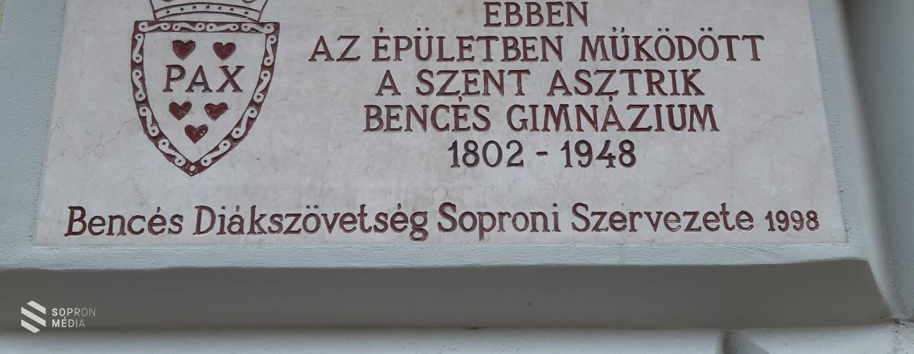 A bencések Sopronban: nagyhírű gimnázium, egy különleges templom és rendház