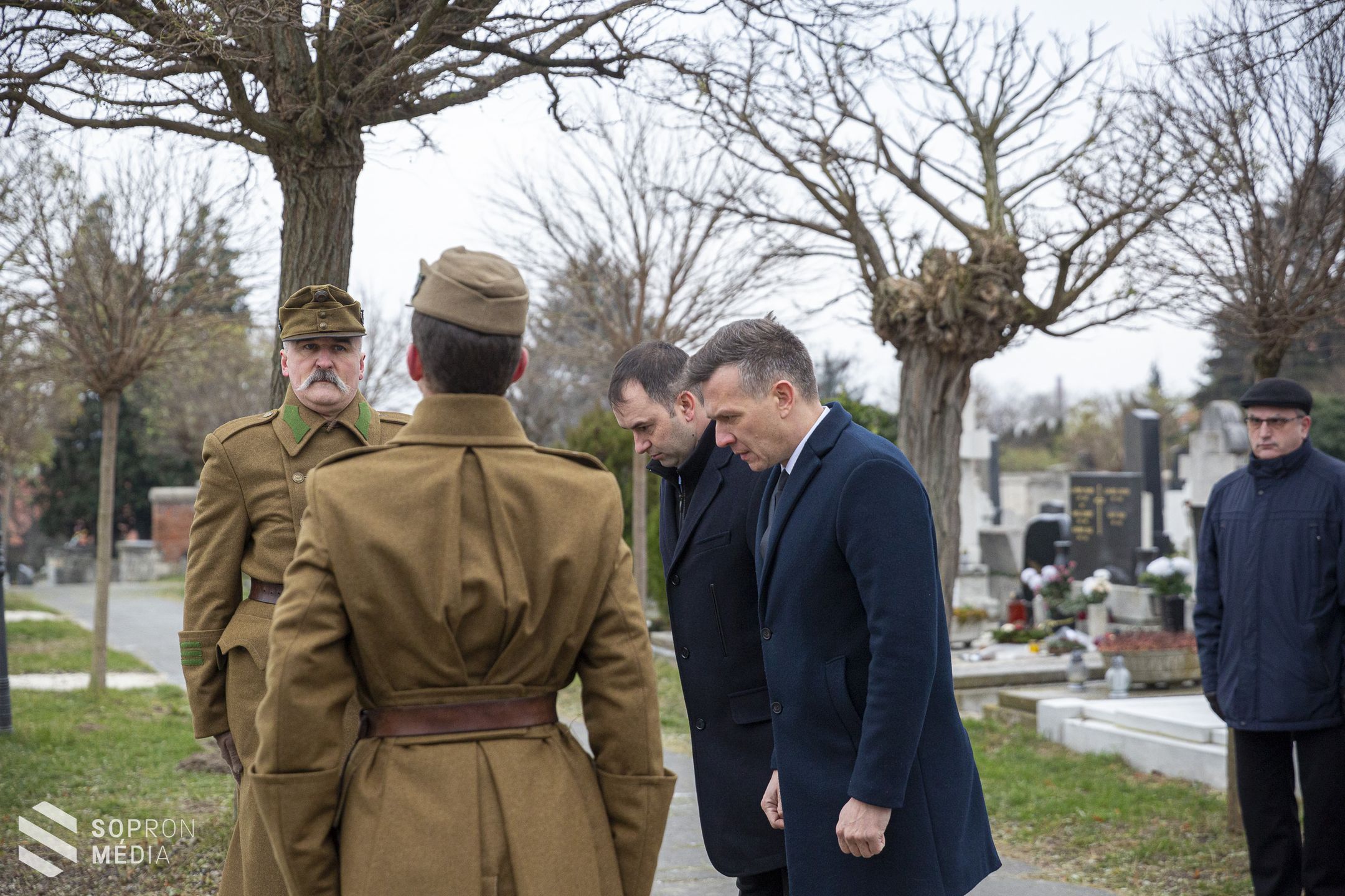 December 14-e a hűség napja