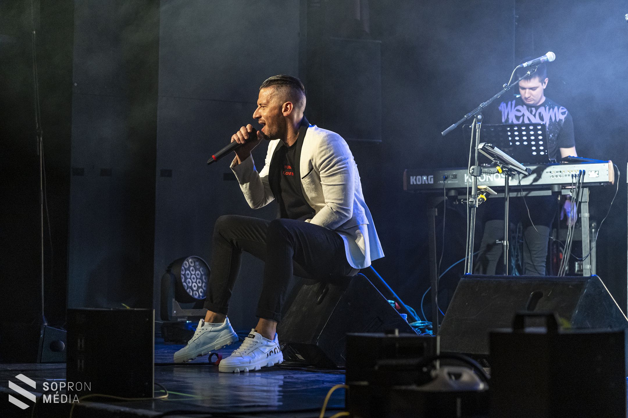 Vastag Csaba koncertjével indult a Petőfi-klub Sopronban