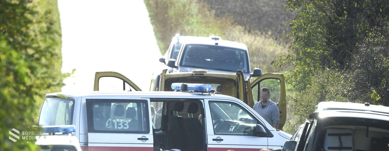 Halott menekülteket találtak egy kisbuszban Ausztriában
