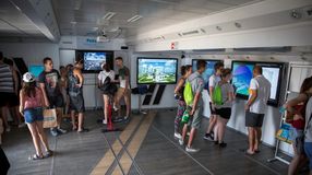 Begördül hozzánk Paks II. mozgó kiállítása