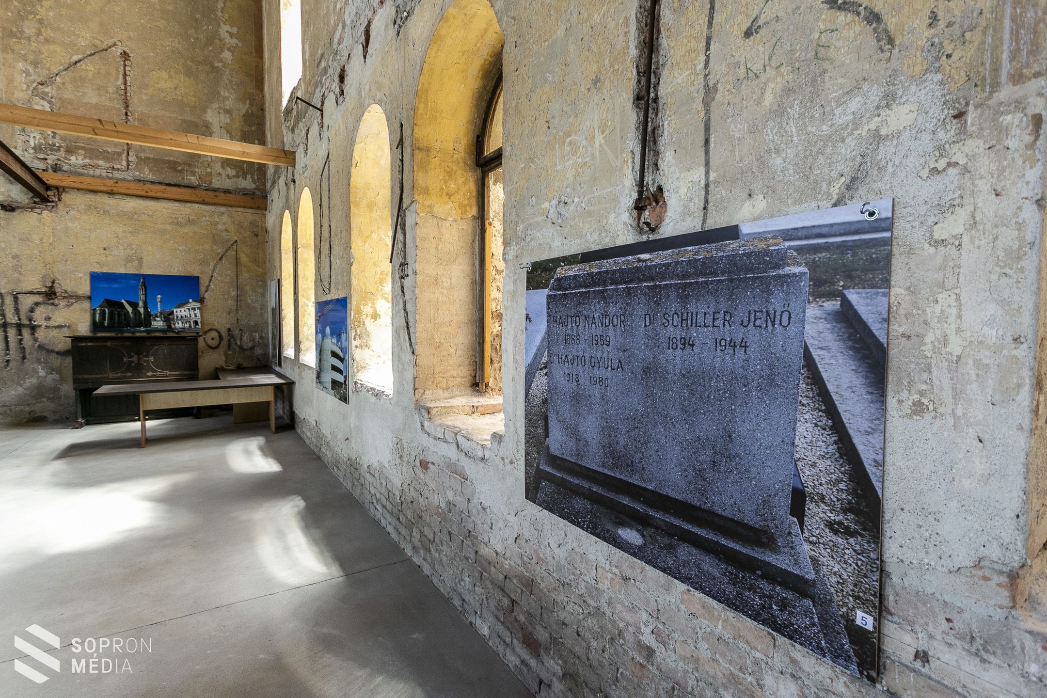 Megnyitotta kapuit a látogatók előtt az ortodox zsinagóga a Papréten