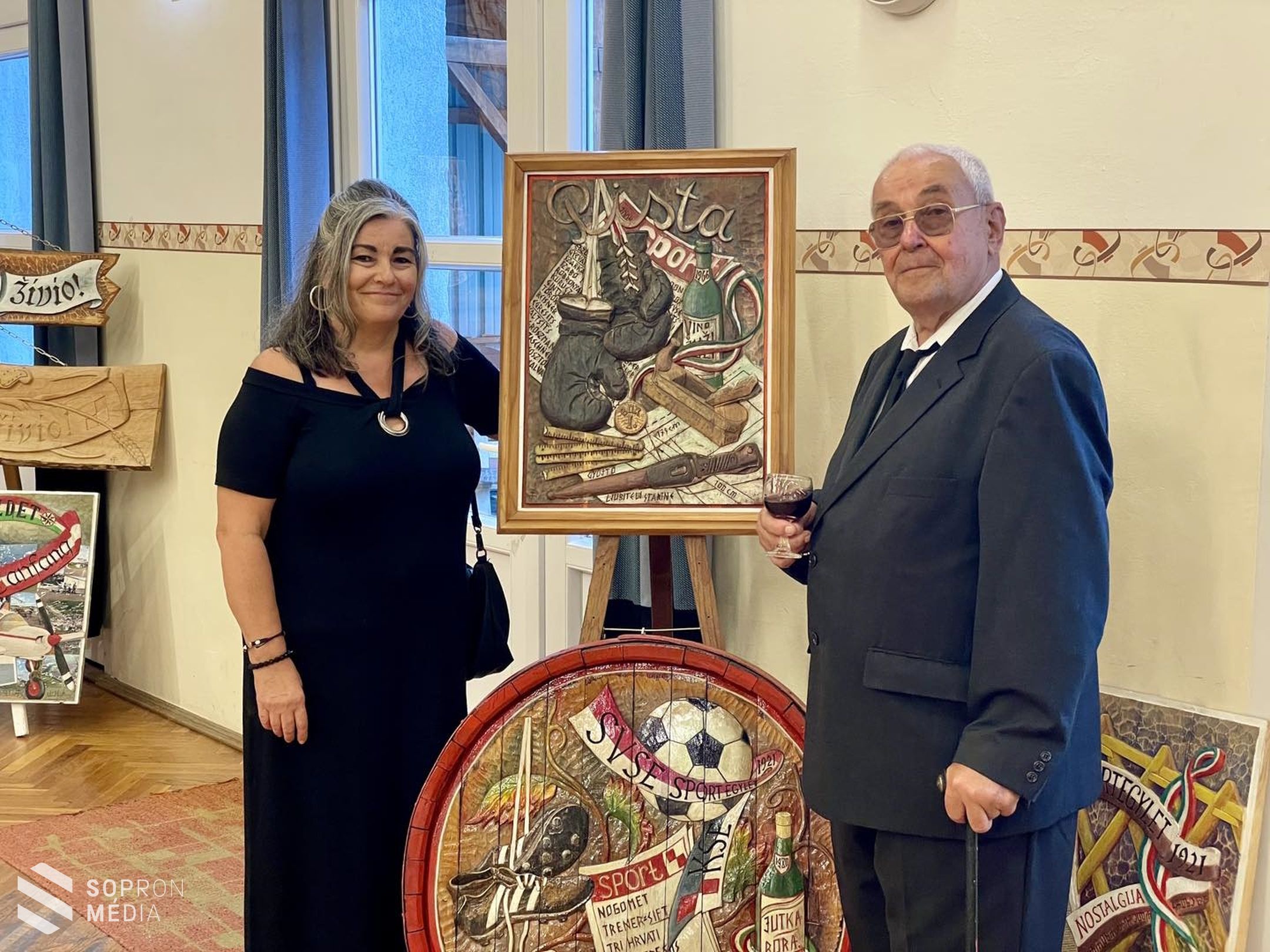 Életmű-kiállítás: Taschner Ferenc fafaragó Kópházáért kitüntető elismerést kapott