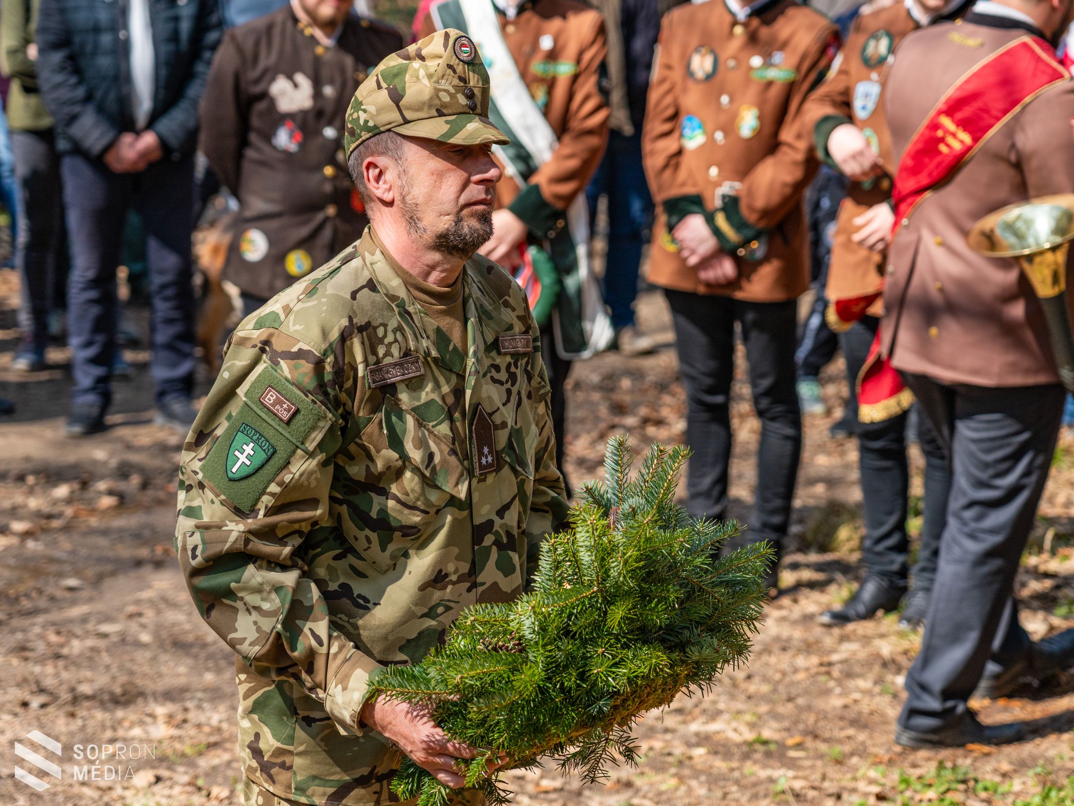 Újra felavatták az erdélyi mártírok kopjafáját