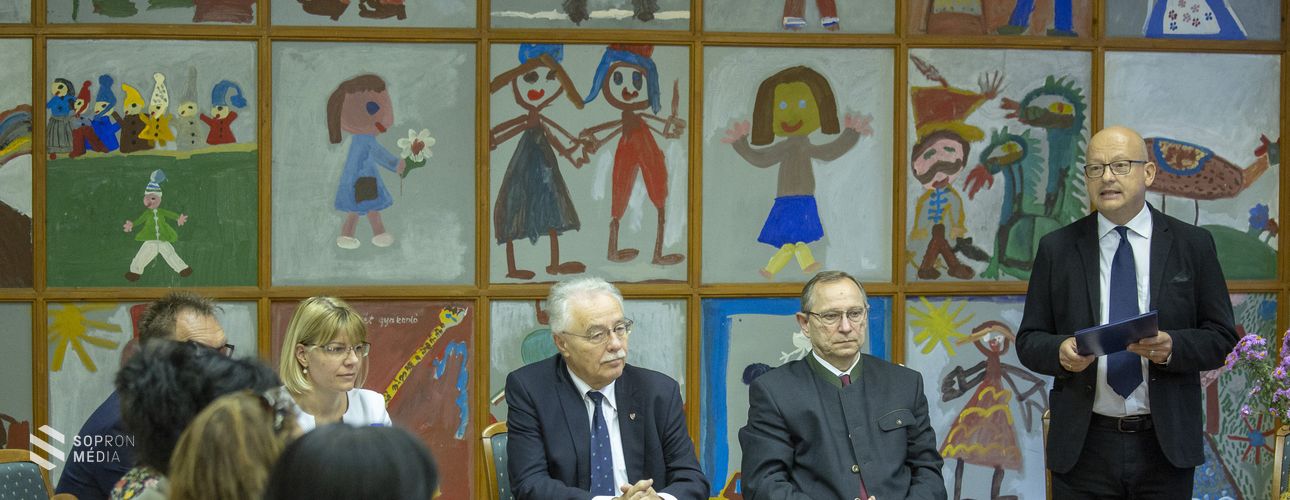 Kezdődik a Szülők egyeteme!