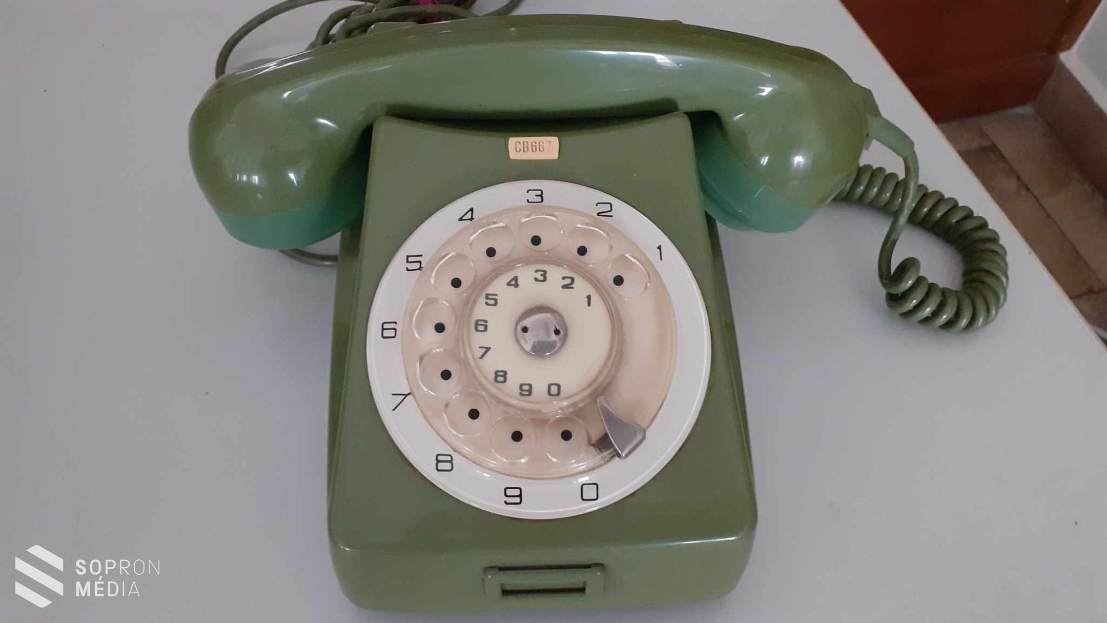 Retro kiállítás nyílt a GYIK Rendezvényházban