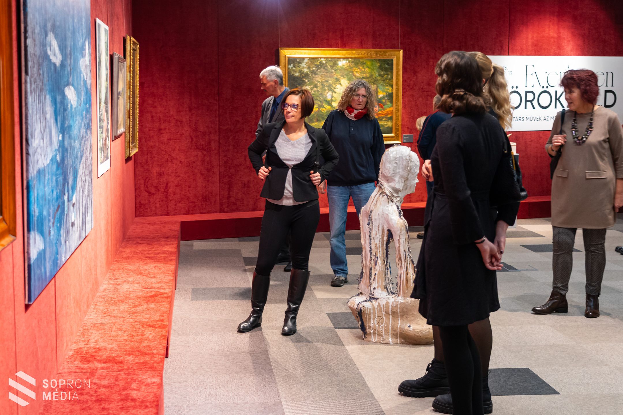 ÖRÖKZÖLD címmel nyílt kiállítás a Liszt Központ Munkácsy-termében