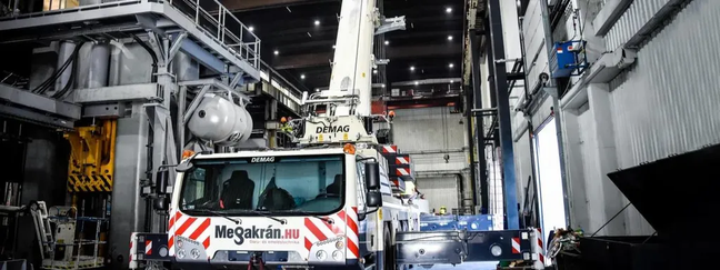 Megakrán - Minőségi és átlátható egyedi weboldal egy 30 éves emeléstechnikai vállalatnak c. bejegyzés borítóképe