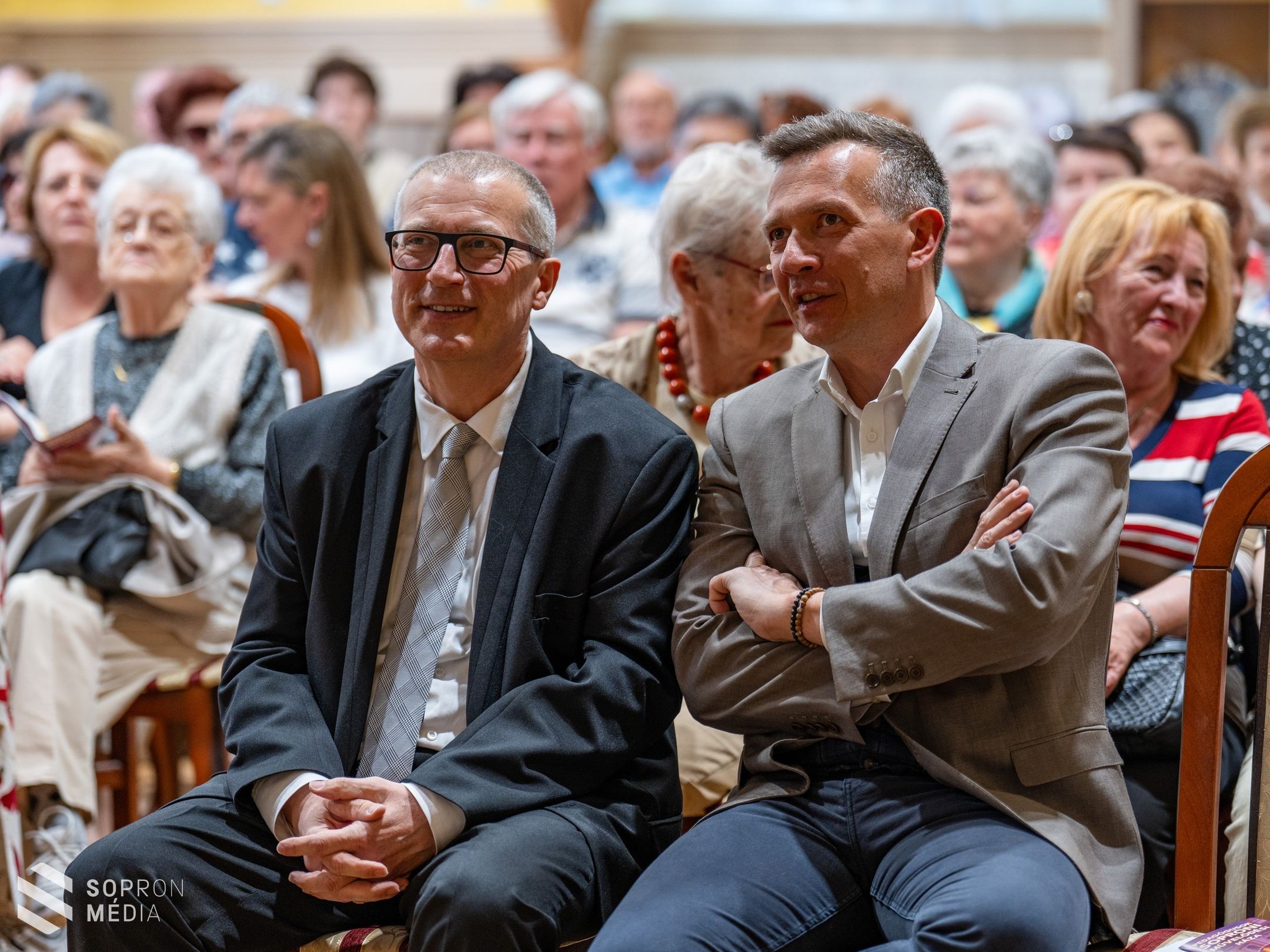 RETRO-Sopron: Képek, amelyek emlékezni tanítanak