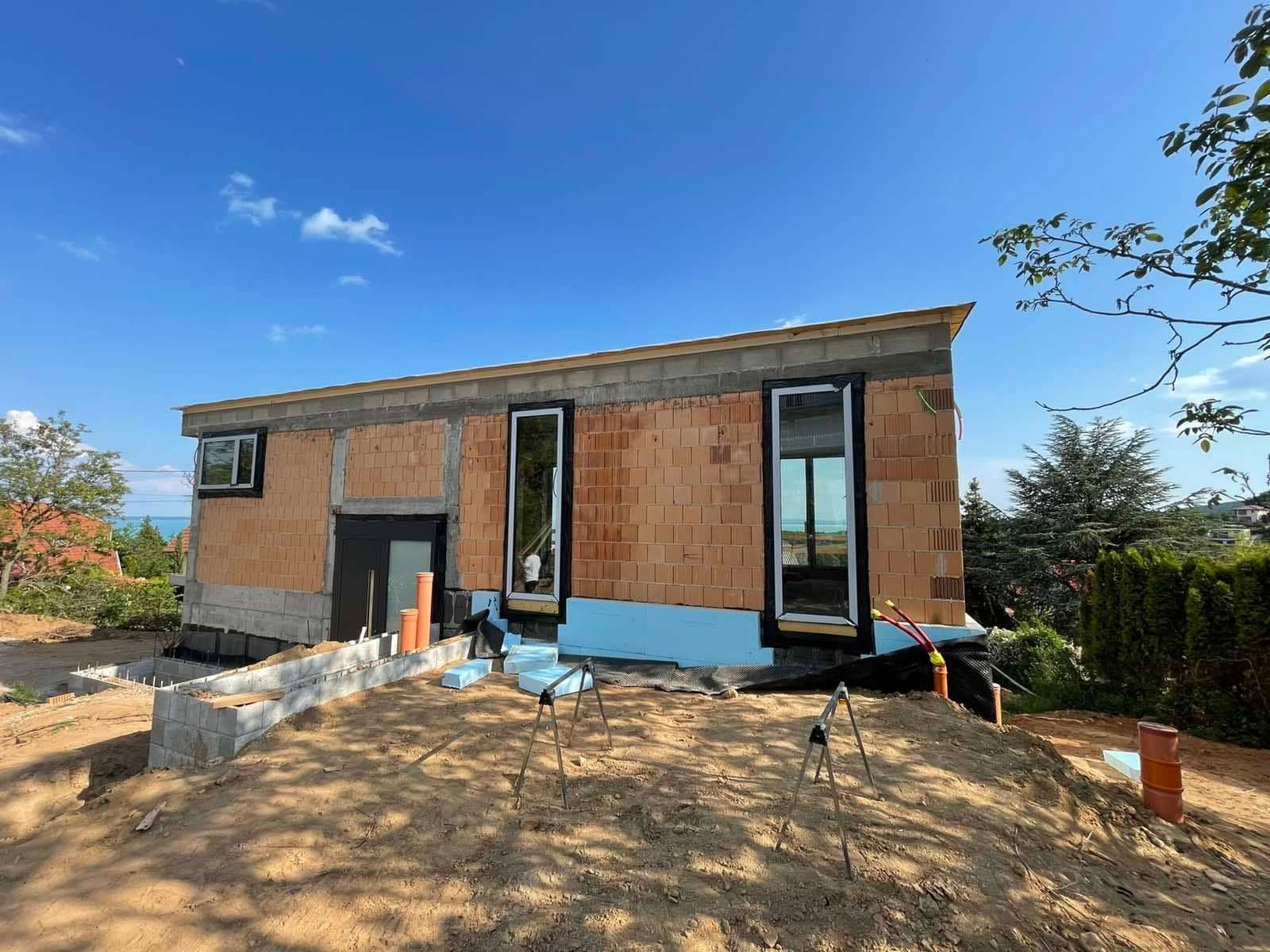 Internorm Balaton Internorm ablakon át