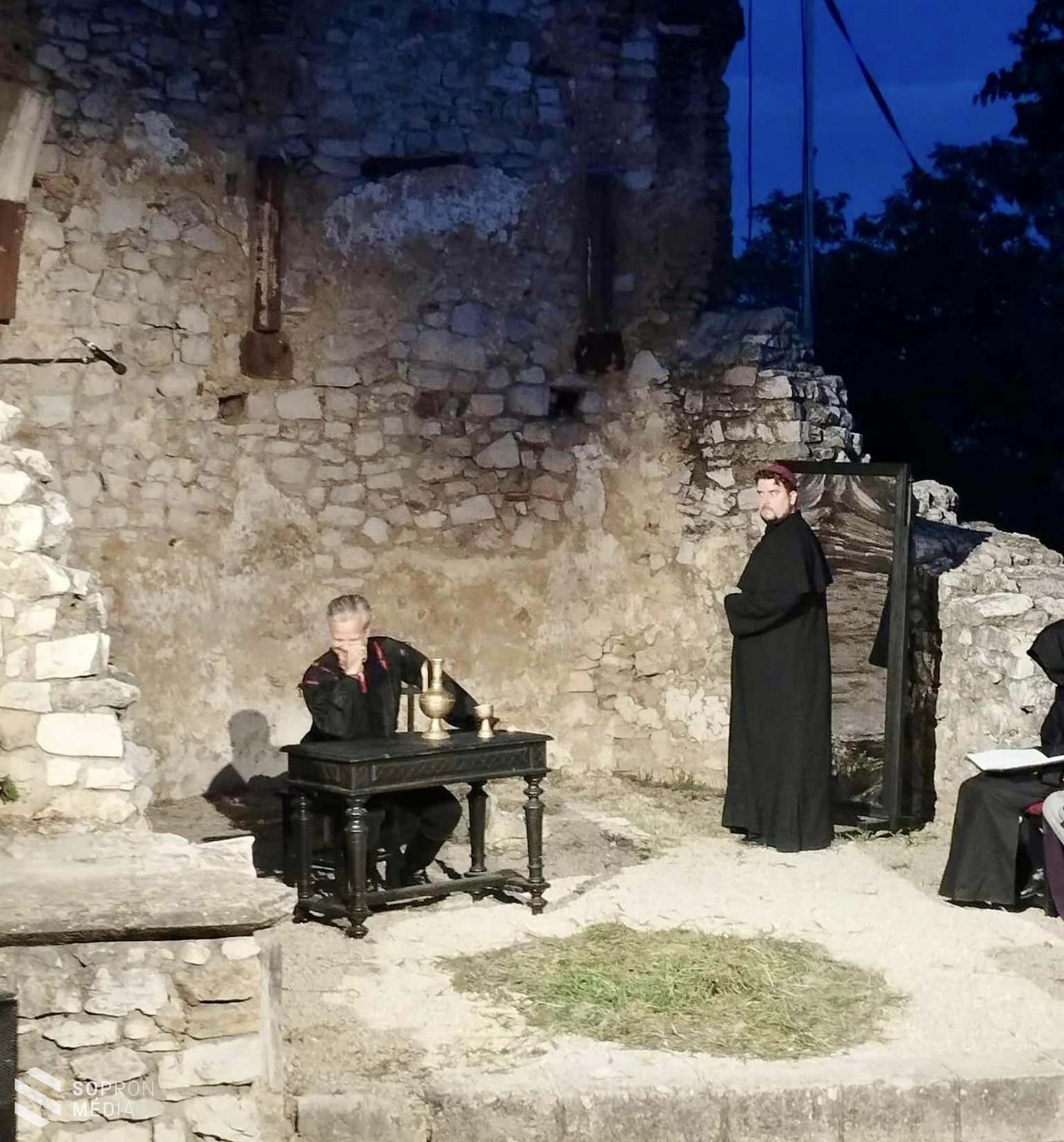 „A pacsirta” Balatonfüreden