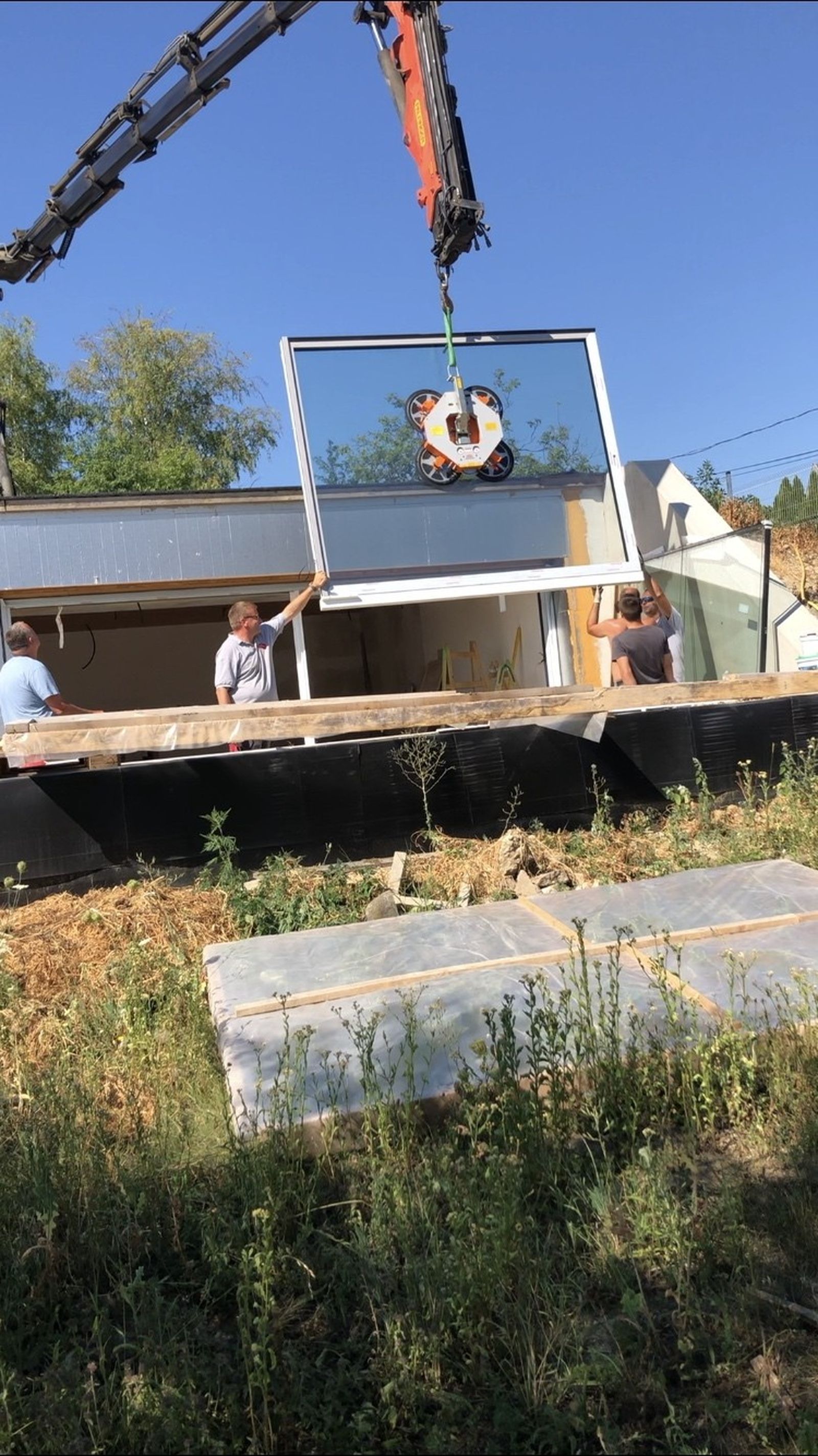 Internorm Domboldalba vájva Győr mellett