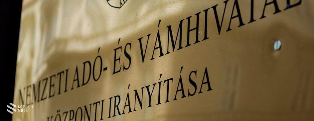 Időpontfoglalás alapján fogadják az ügyfeleket a NAV központi ügyfélszolgálatain