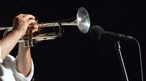 Jazzcsütörtök: hangfestmény trombitával