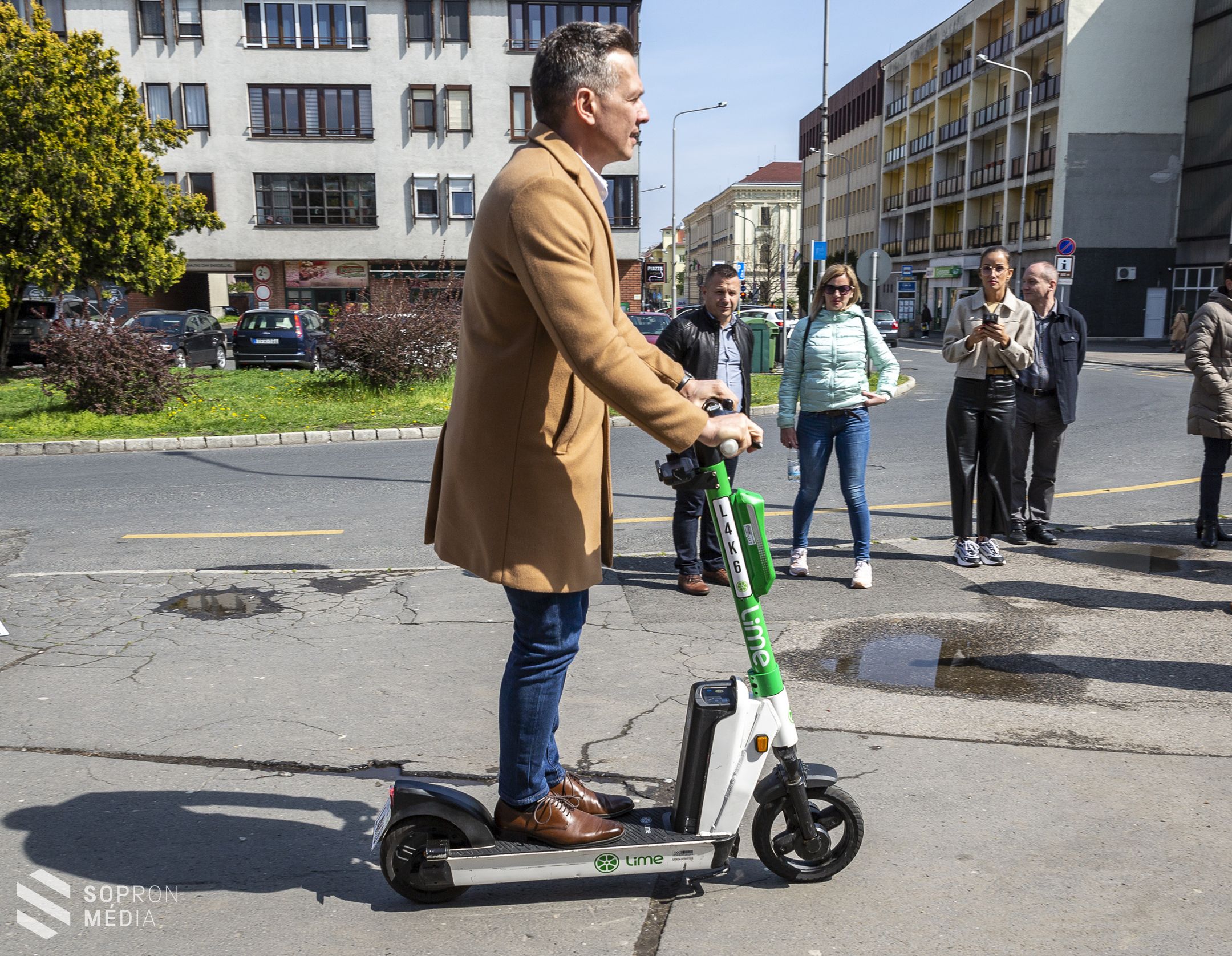 Április 21-től elektromos rollereket lehet bérelni Sopronban is
